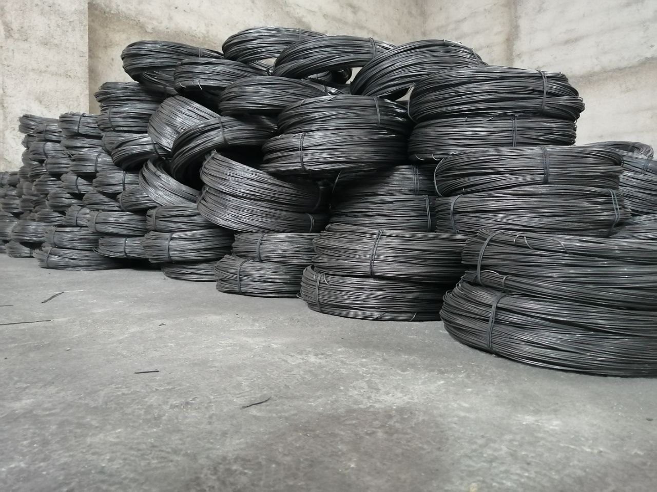 تصویر 1 از خرید عمده سیم مفتول سیاه 2.5